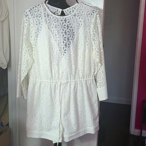 White Romper gorgeous 😍